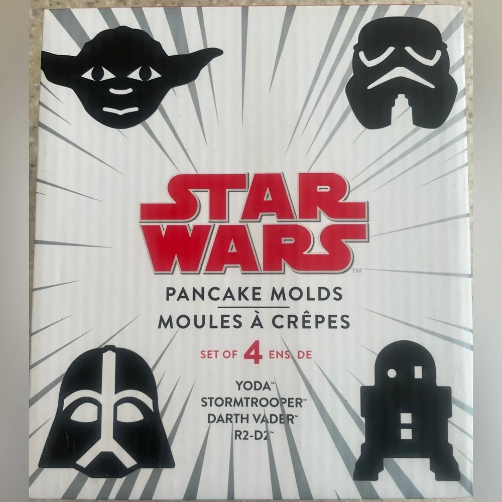Williams Sonoma Star Wars pancake molds like new!
